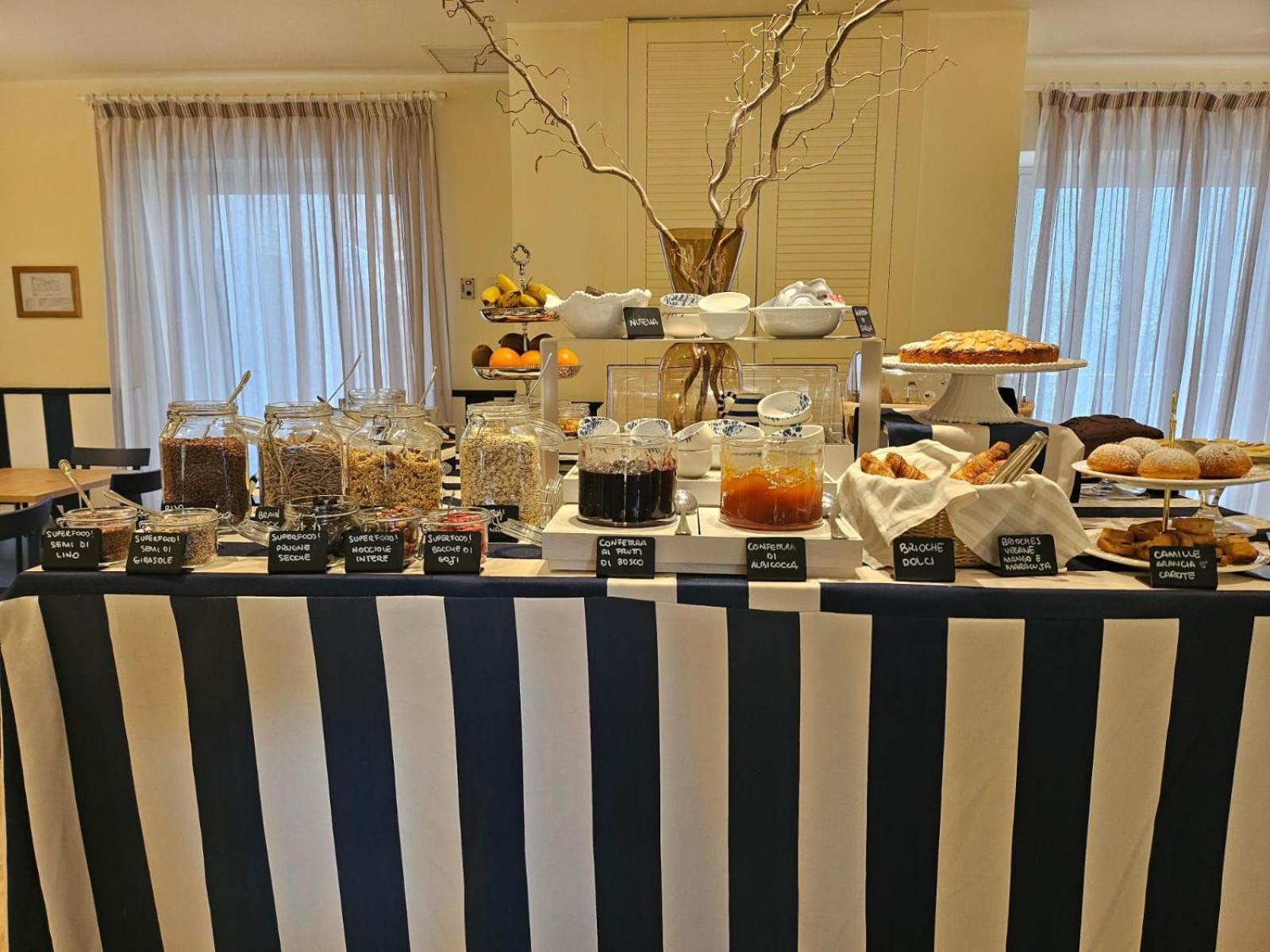 Mure Hotel 누마나 외부 사진
